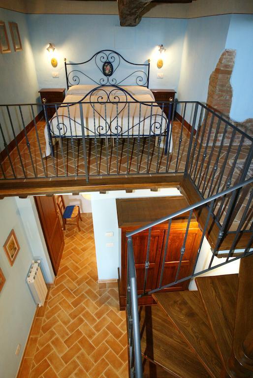 Agriturismo Vergelle มอนตาลชิโน ห้อง รูปภาพ