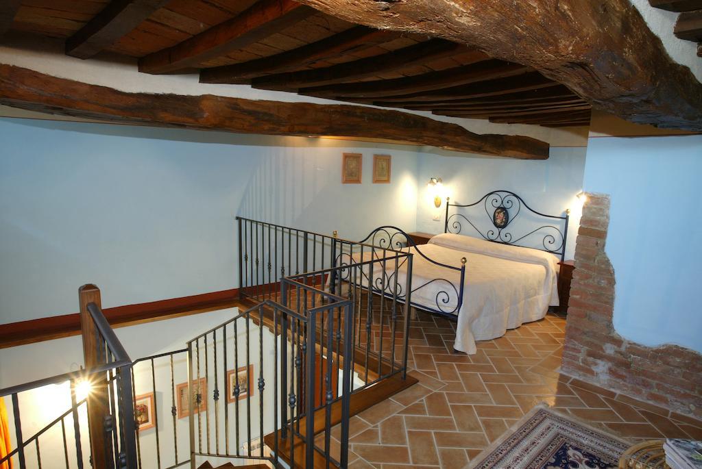 Agriturismo Vergelle มอนตาลชิโน ห้อง รูปภาพ