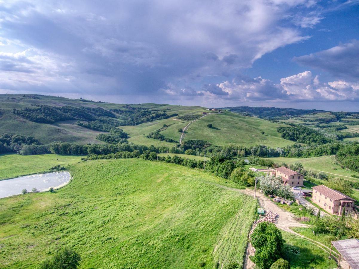 Agriturismo Vergelle มอนตาลชิโน ภายนอก รูปภาพ